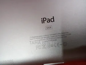 Apple iPad Wi-Fi 32 GB Gray