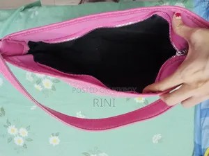 পিংক ব্যাগ, একদম ফ্রেশ