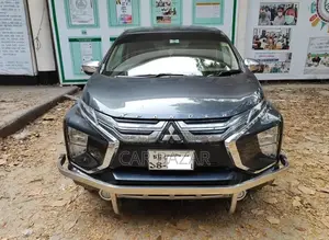 Mitsubishi Xpander 2021 Gray