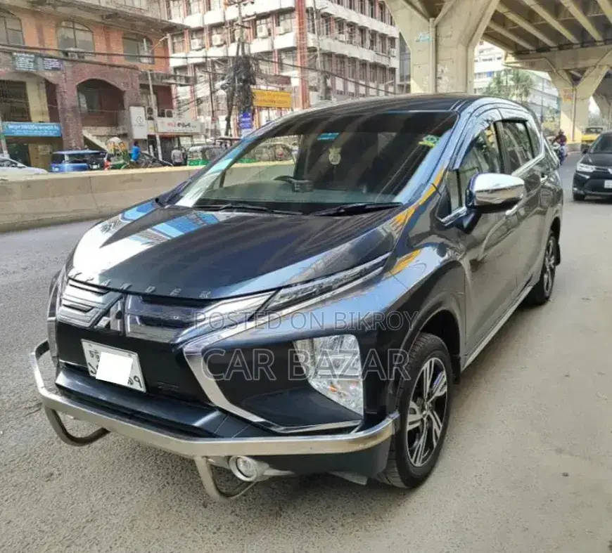 Mitsubishi Xpander 2021 Gray