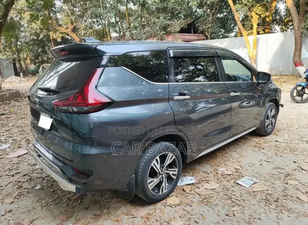 Mitsubishi Xpander 2021 Gray