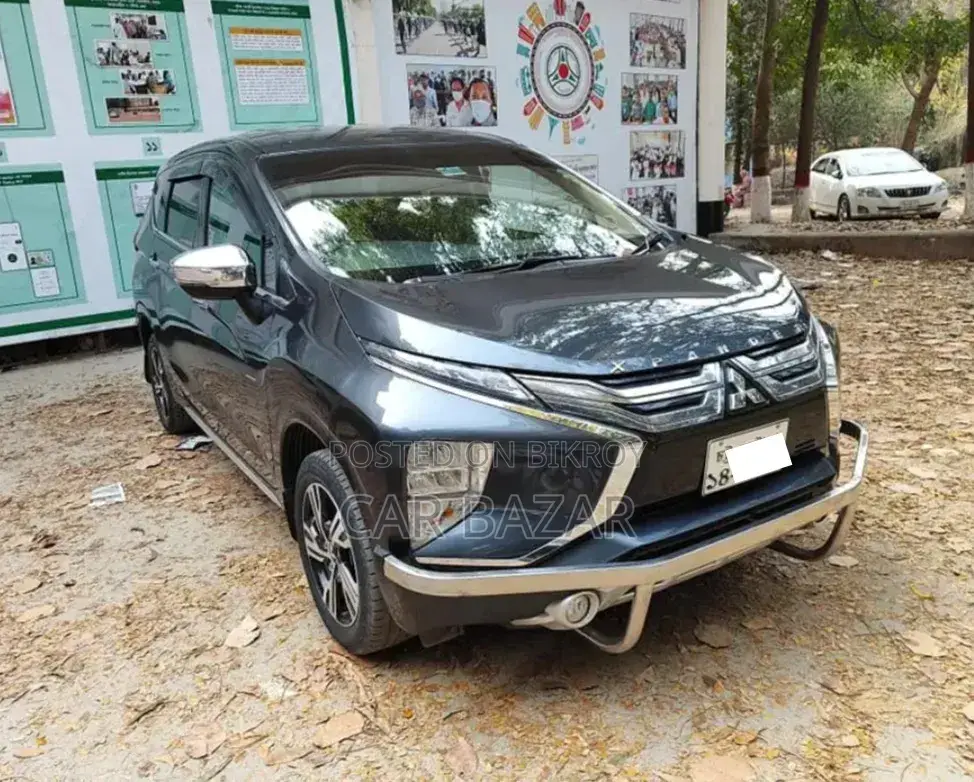 Mitsubishi Xpander 2021 Gray