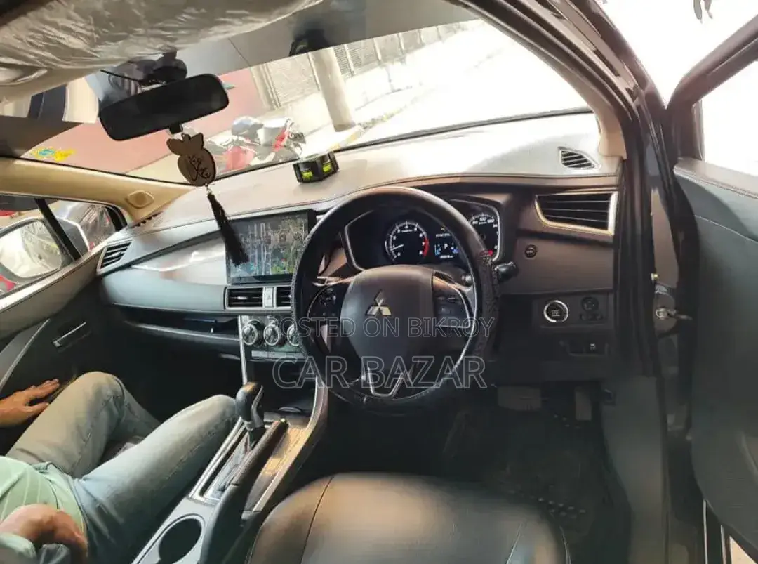 Mitsubishi Xpander 2021 Gray
