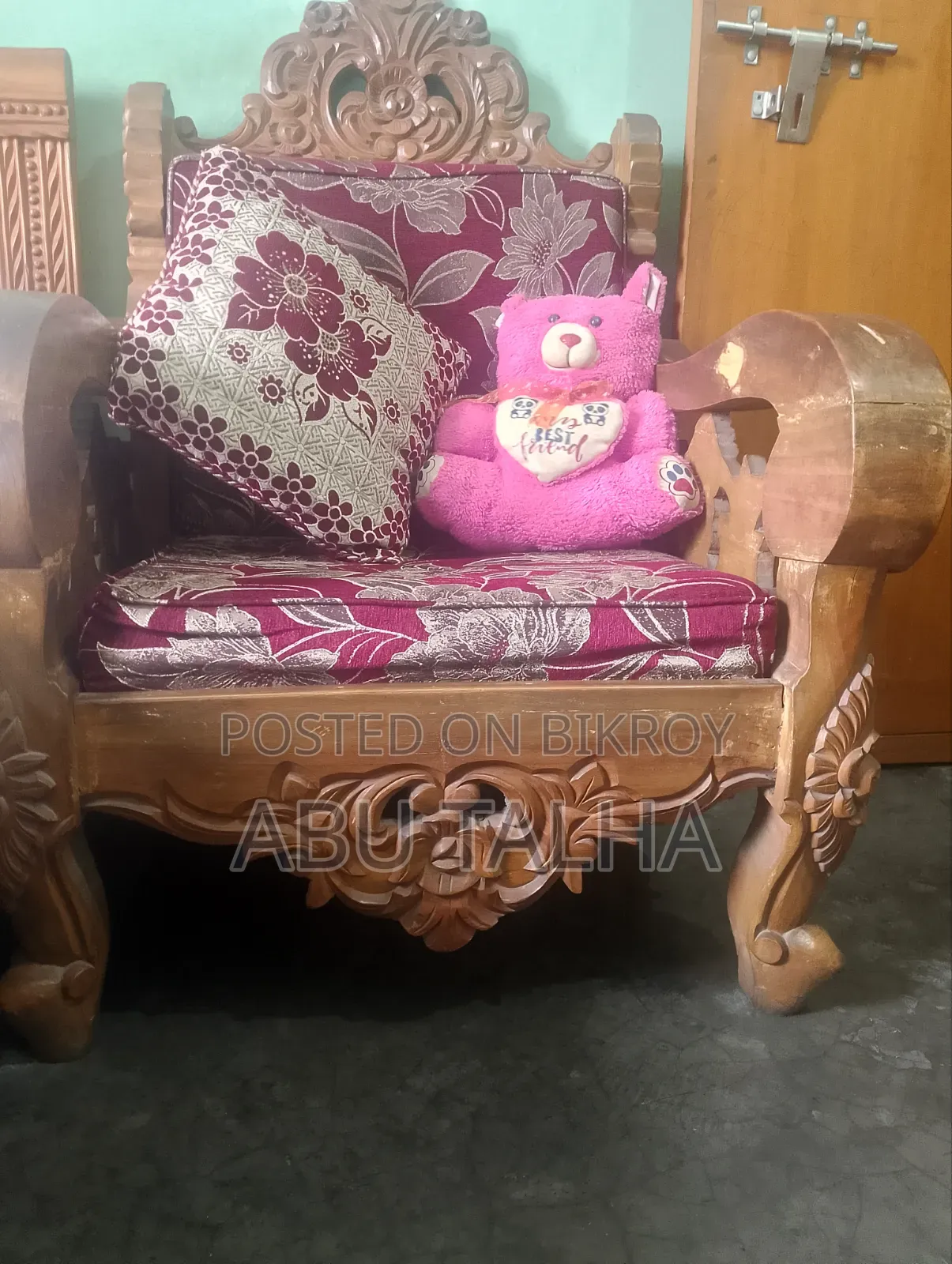 2 + 2 + 1 Designed Shegun Wood Sofa
