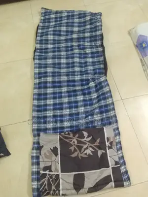 ট্রাভেলিং ব্যাগ, সিঙ্গেল