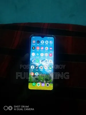 Realme V30 128 GB Gold