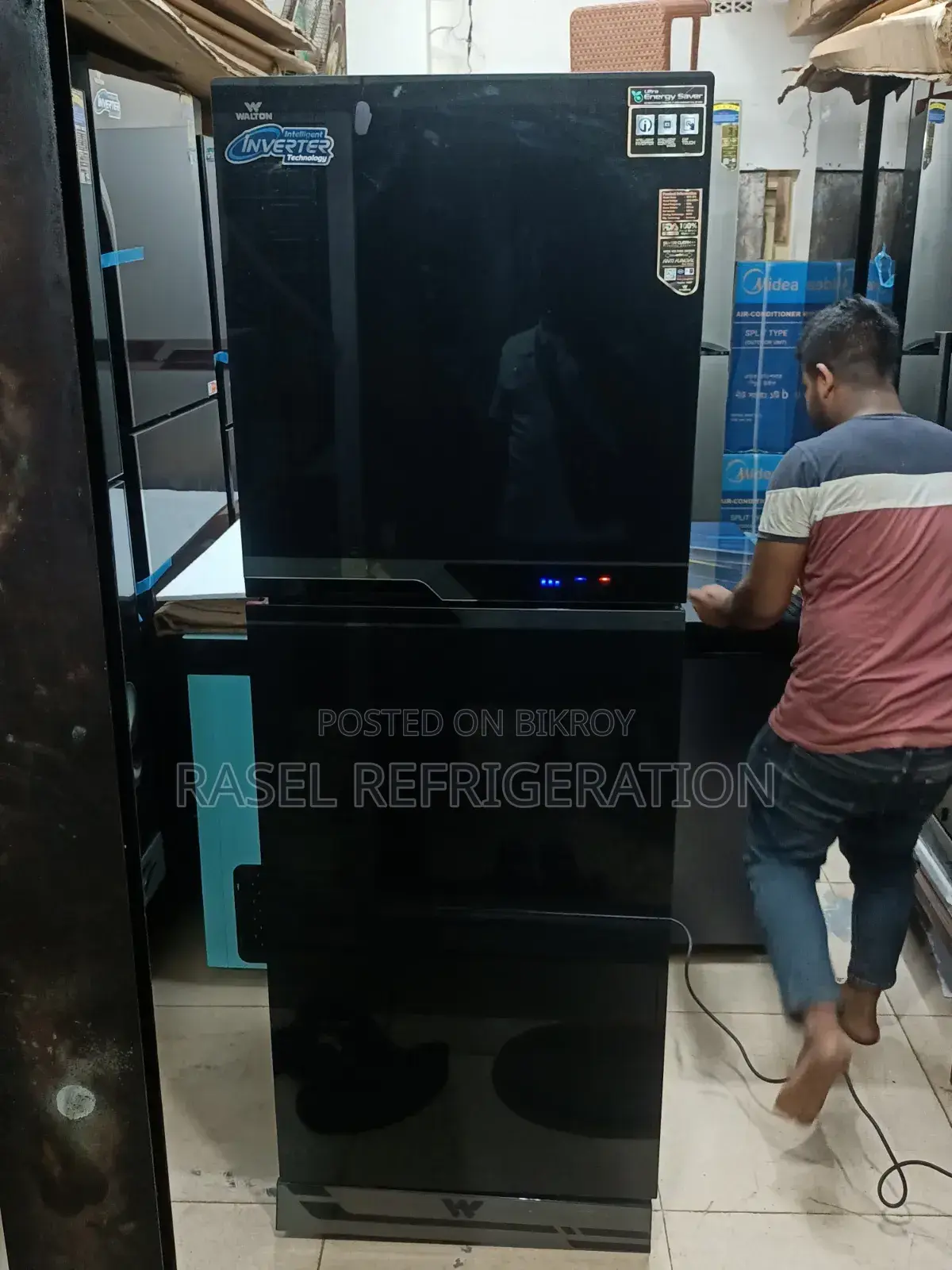Walton fridge model WCF-3F5-GDEH-DD at 45% discount in special offer.