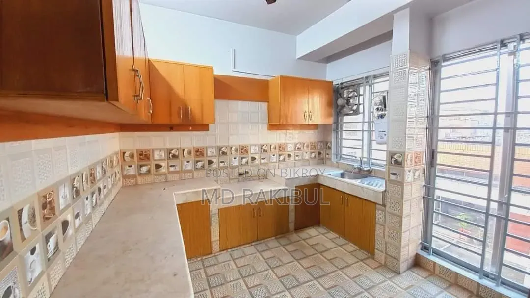 3-Bedroom Apartment in Khulshi for Rent
