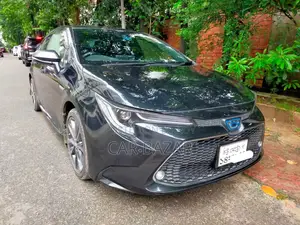 টয়োটা করোলা ২০২০ কালো