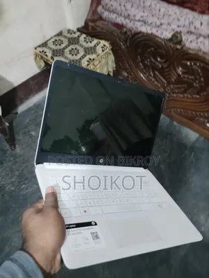 Laptop HP 14-Dq1025cl 4GB Intel Core 3 SSD 128GB