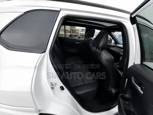 Toyota Corolla Cross 2022 Pearl