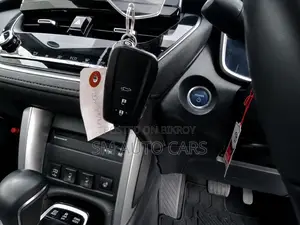 Toyota Corolla Cross 2022 Pearl