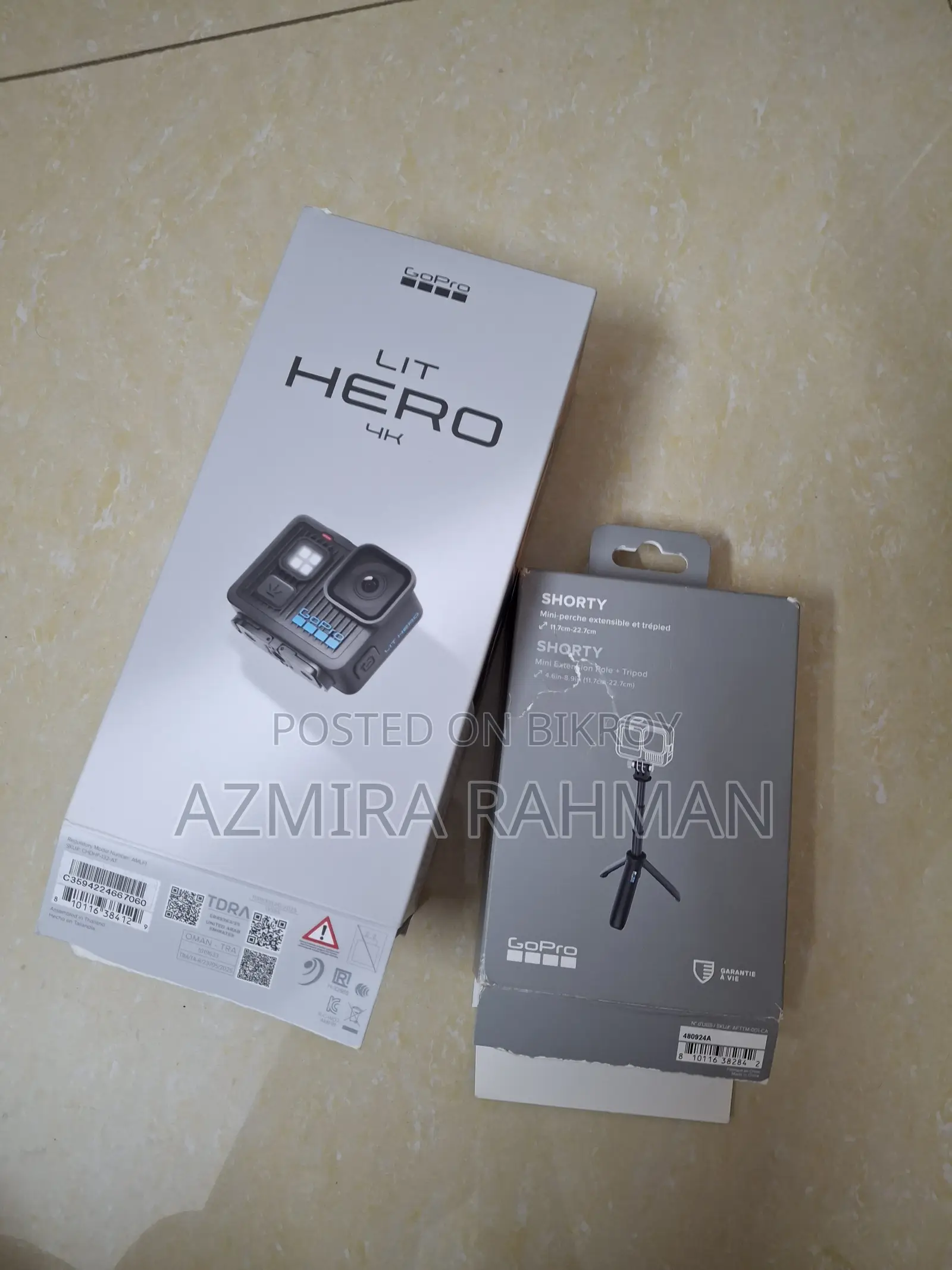 Gopro Lit Hero + Mini Extension Pole and Tripod