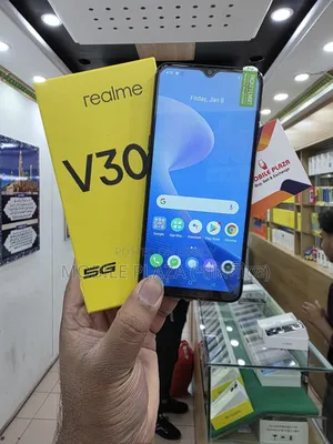 New Realme V30 128 GB Black