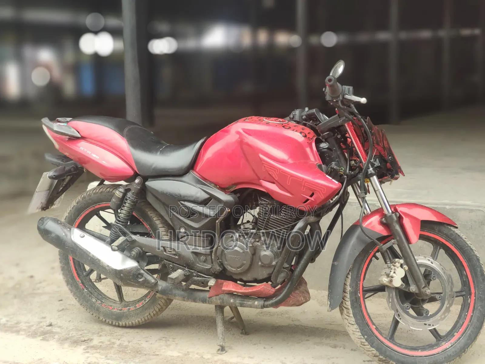 TVS Apache 180 RTR 2012 Red