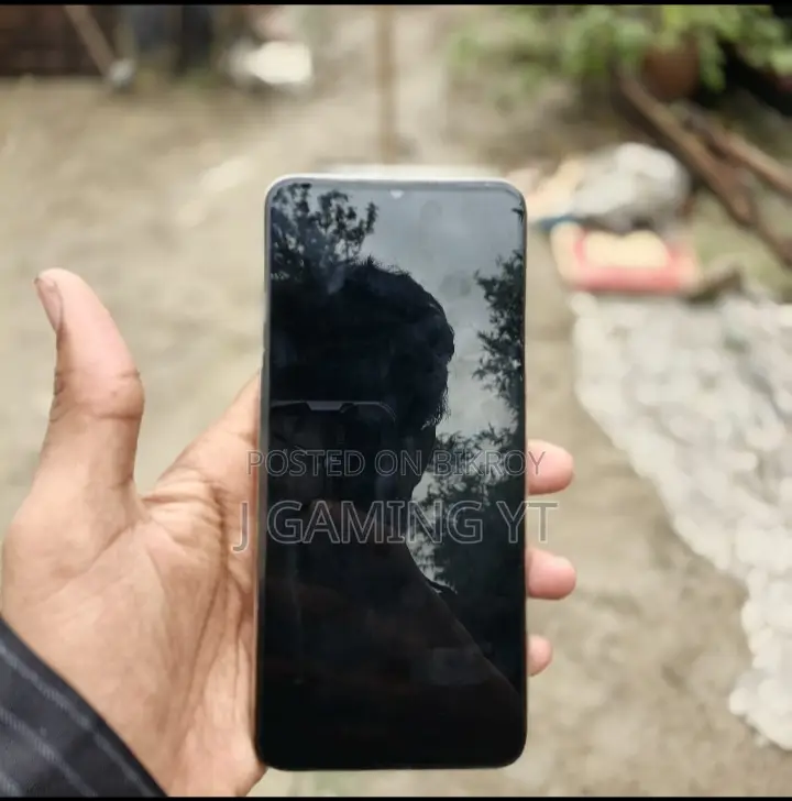 Oppo A17 64 GB Yellow