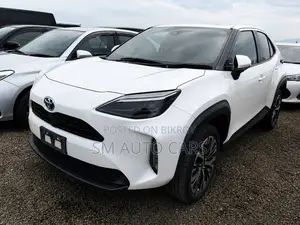 Toyota Yaris Cross 1.5 Hybrid FWD 2021 Pearl