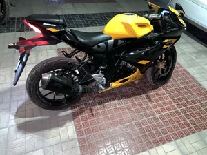 Suzuki GSX-R150 2025 Yellow