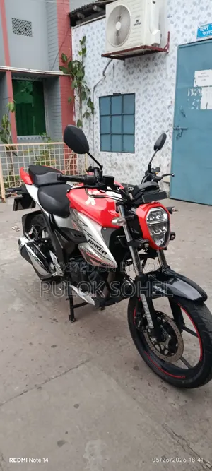 Suzuki Gixxer Fi ABS 2024 Orange