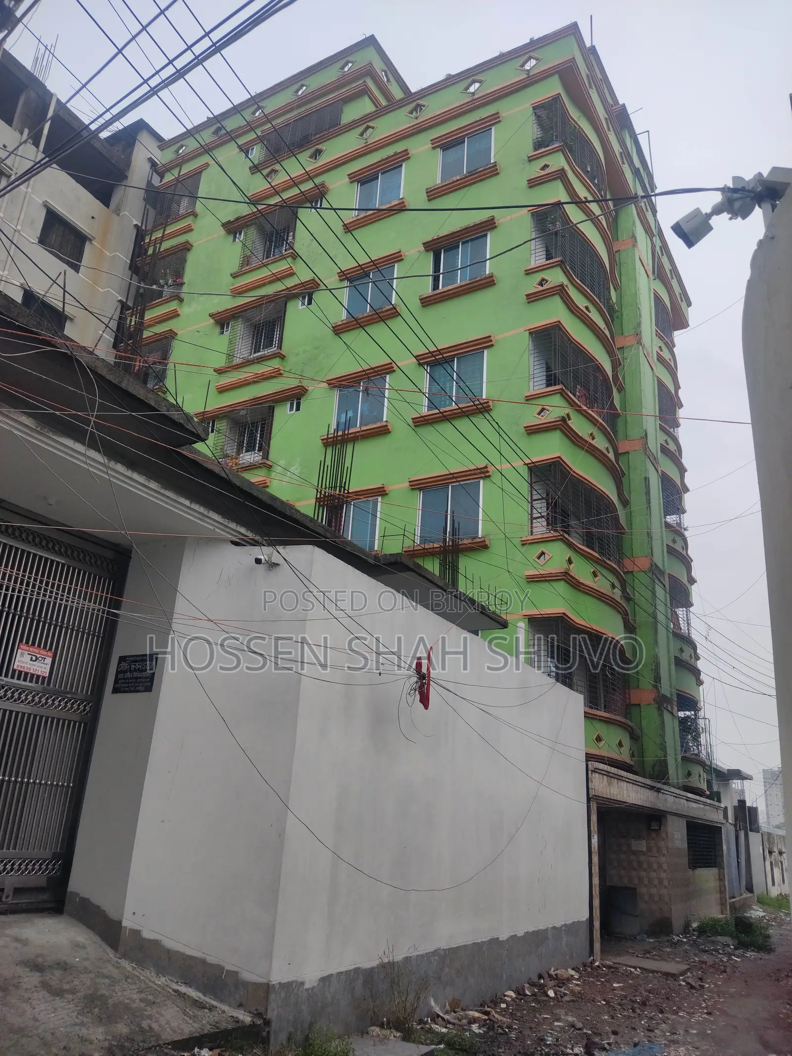 টঙ্গীতে বিক্রির জন্য ফার্নিশড ২ বেডরুমের বাড়ি