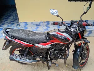 Bajaj Discover 125 2019 Black