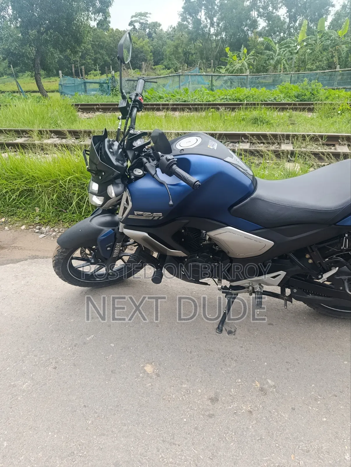 Yamaha FZ 2025 Blue