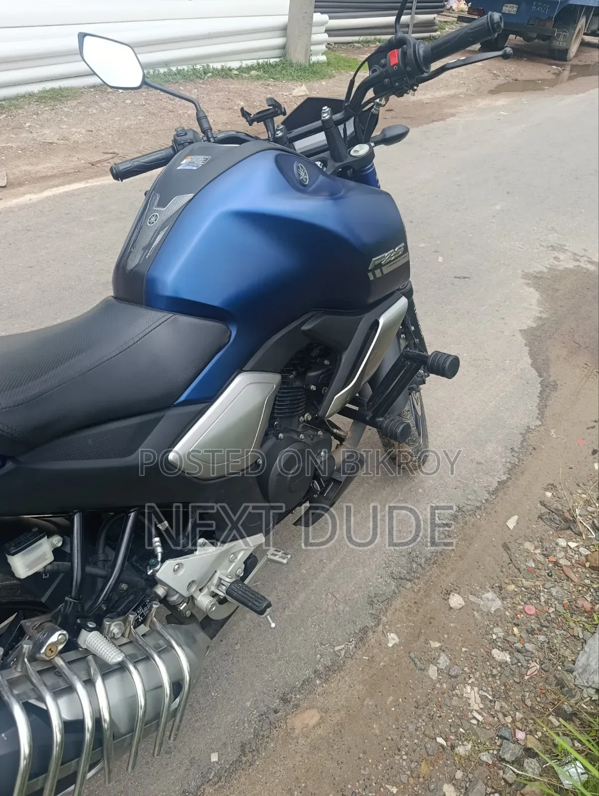 Yamaha FZ 2025 Blue