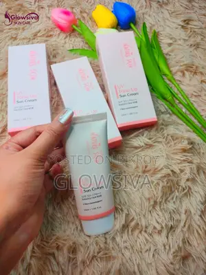 Nature Skin UV Tone Up Sun Cream SPF 50+ PA+++ 55 Ml