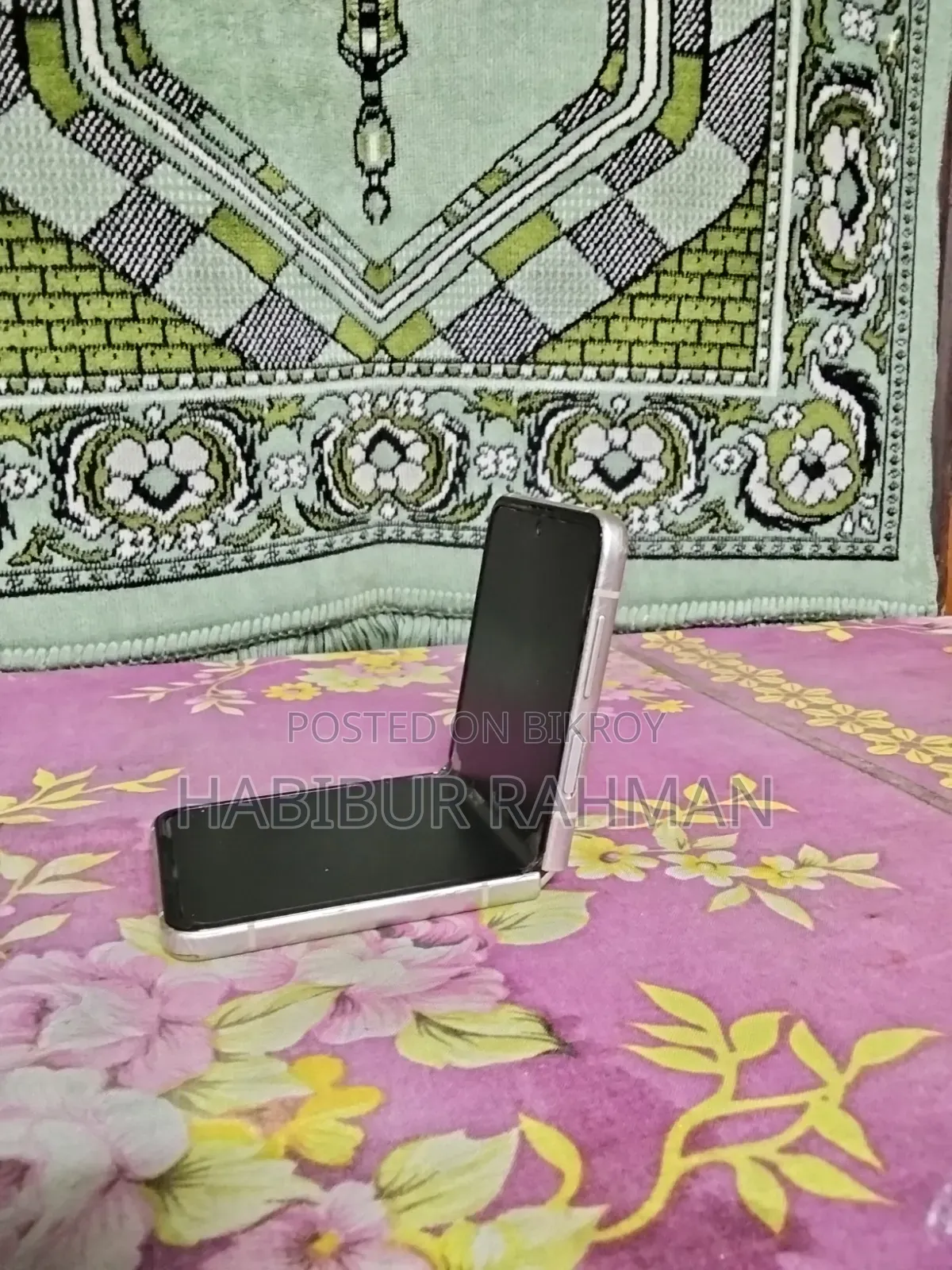 স্যামসাং গ্যালাক্সি জেড ফ্লিপ৩ ৫জি ১২৮ জিবি