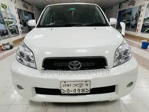 টয়োটা রাশ ১.৫ এডব্লিউডি ২০০৯ পার্ল