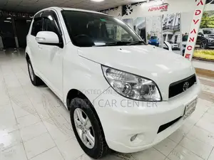 Toyota Rush 1.5 AWD 2009 Pearl