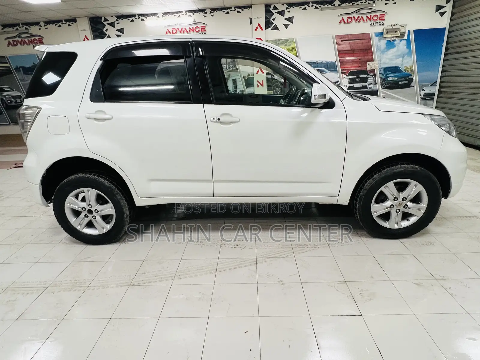 Toyota Rush 1.5 AWD 2009 Pearl