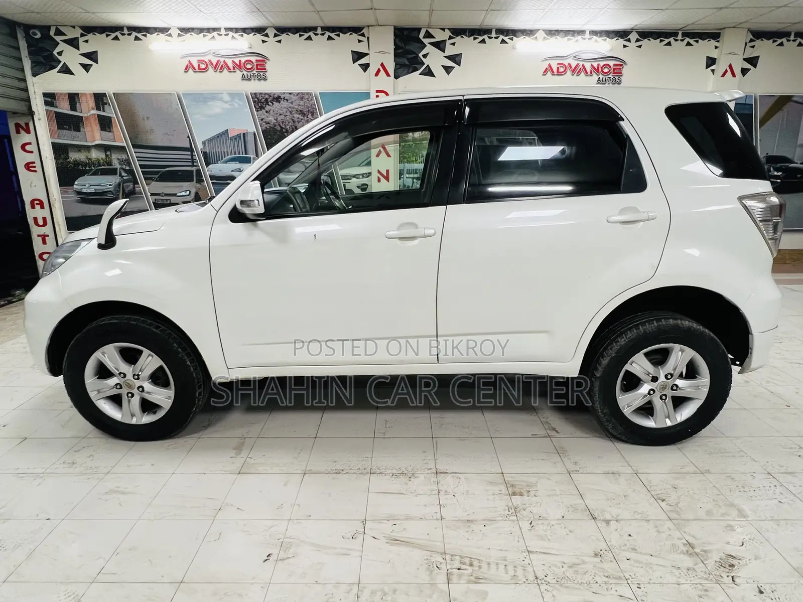 Toyota Rush 1.5 AWD 2009 Pearl