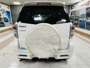 Toyota Rush 1.5 AWD 2009 Pearl