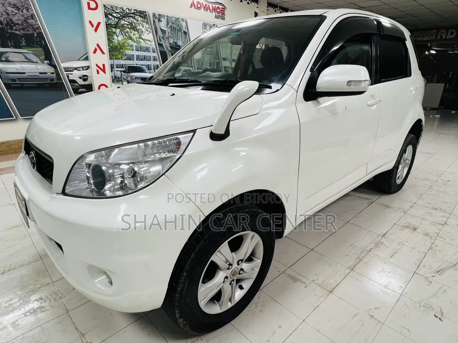 Toyota Rush 1.5 AWD 2009 Pearl