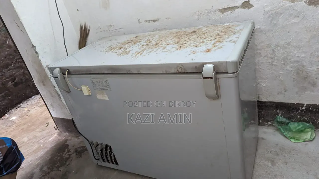Urgent sale of high-quality freezer