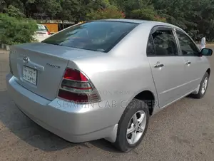 Toyota Corolla Sedan Automatic 2004 Silver