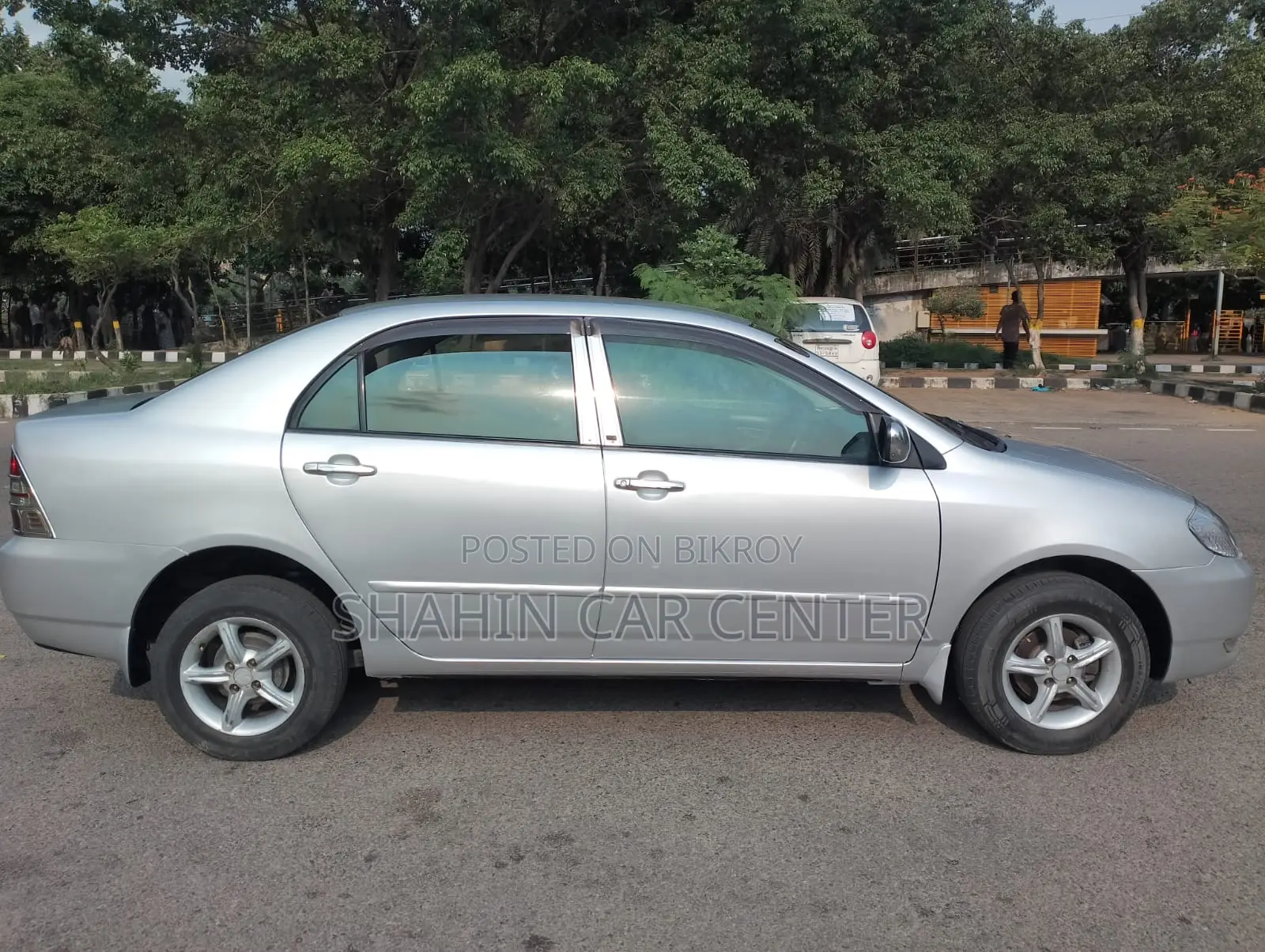Toyota Corolla Sedan Automatic 2004 Silver