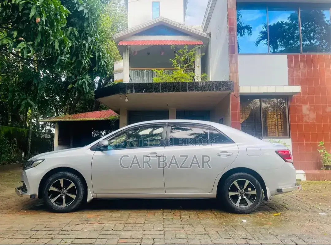টয়োটা অ্যালিয়ন ২০১৭ সিলভার