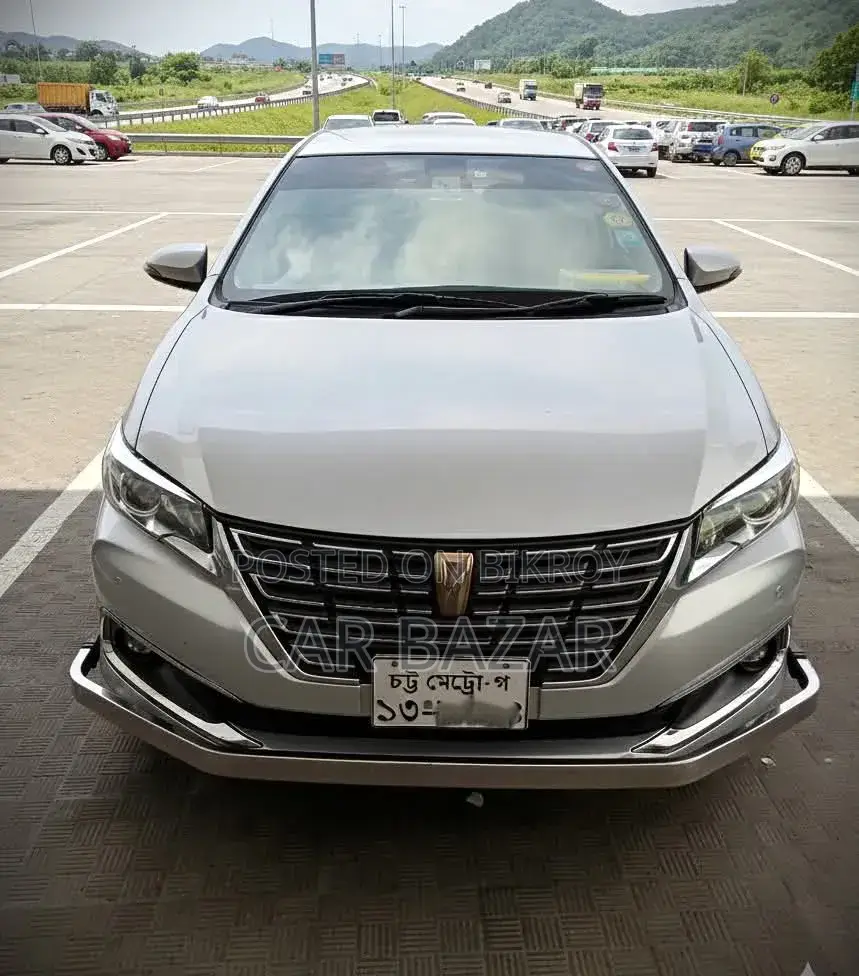 Toyota Premio 1.5 FWD 2017 Silver