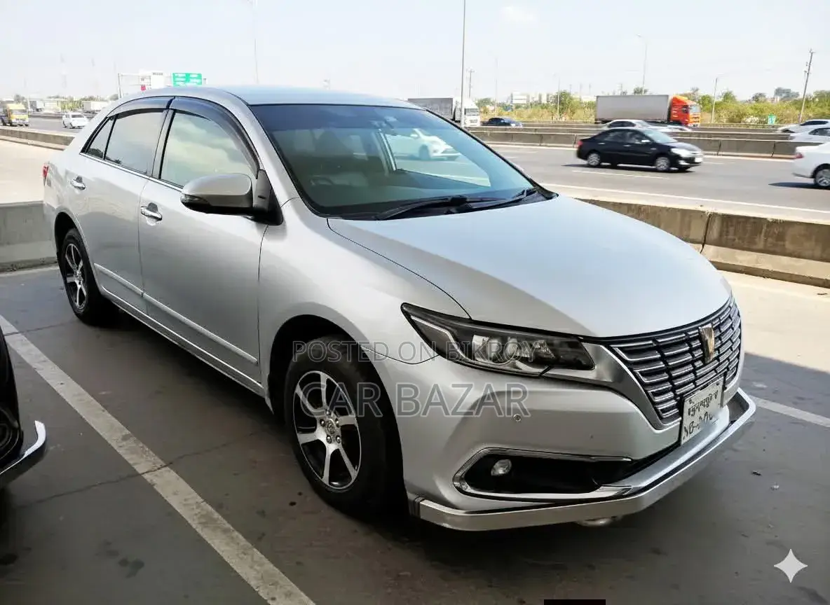 Toyota Premio 1.5 FWD 2017 Silver