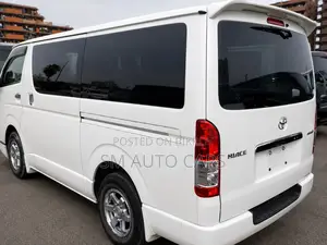 Toyota HiAce 2021 Pearl