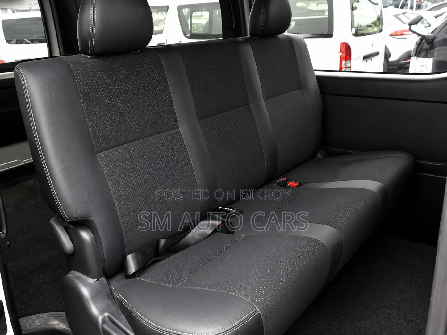Toyota HiAce 2021 Pearl