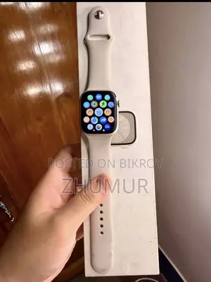 Apple Watch Series 8
