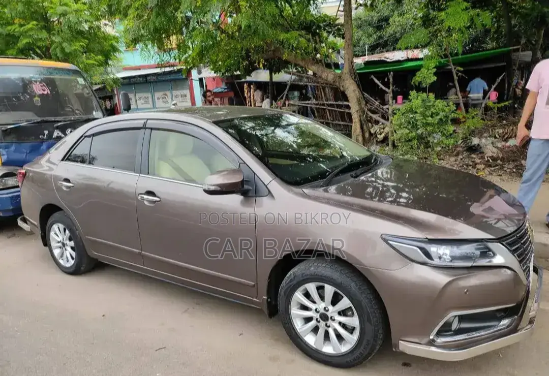 Toyota Premio 1.5 Front-Wheel Drive 2017 Brown