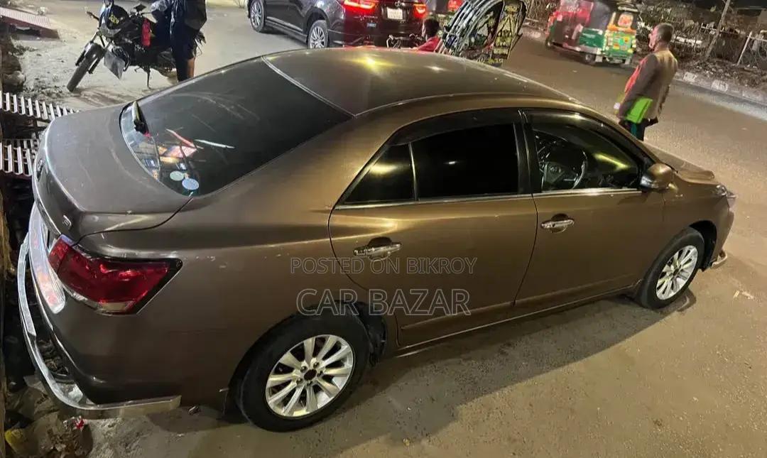 Toyota Premio 1.5 Front-Wheel Drive 2017 Brown