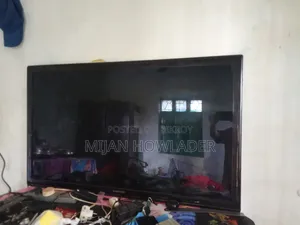 Samsung 125cm Ultra Crystal Uhd Display