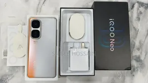 আইকিউওও ২৫৬ জিবি সিলভার