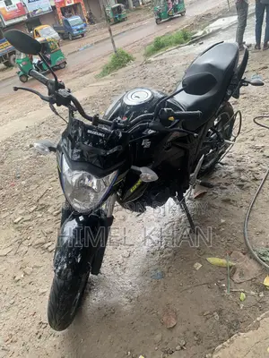 নতুন সুজুকি জিক্সার মনোটোন ২০২৫ ব্ল্যাক