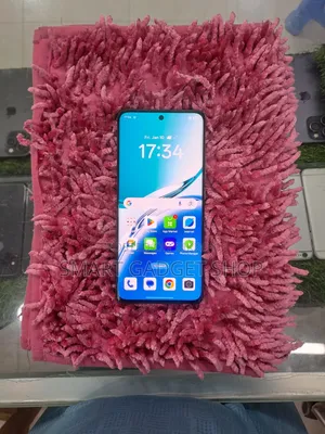 রিয়েলমি ১২৮ জিবি নীল